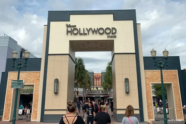 Creative Decision Making within the Contemporary Hollywood Studio System by Dr. Alex Ross